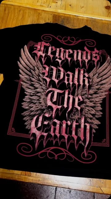 Legends Walk The Earth · Pedrería